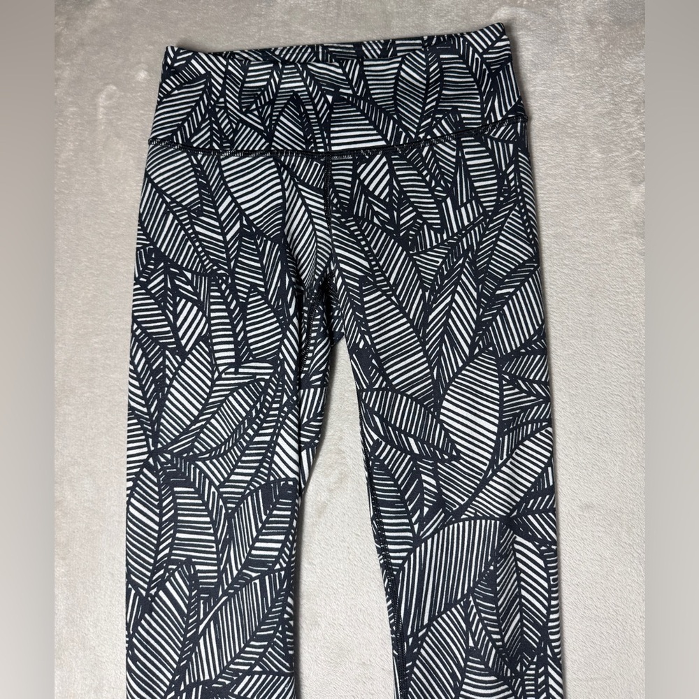 Lululemon Wunder Under Pant *Full-On Luxtreme Pretty Palm Black Angel Wing 4 - Picture 2 of 16